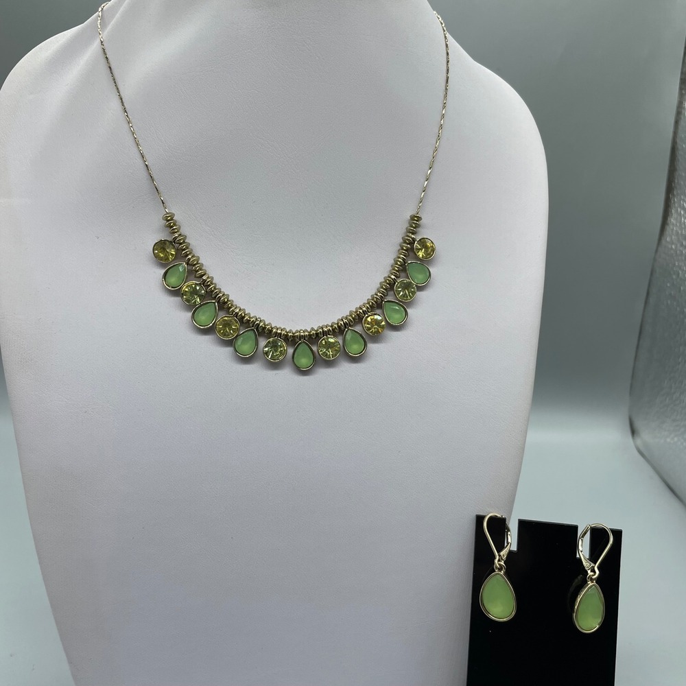 Napier Gold Tone Lime Green Teardrop Necklace and Earrings Jewelry Set Vintage